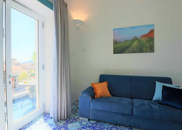 Mary\'S Apartments - De Vivo Realty Massa Lubrense