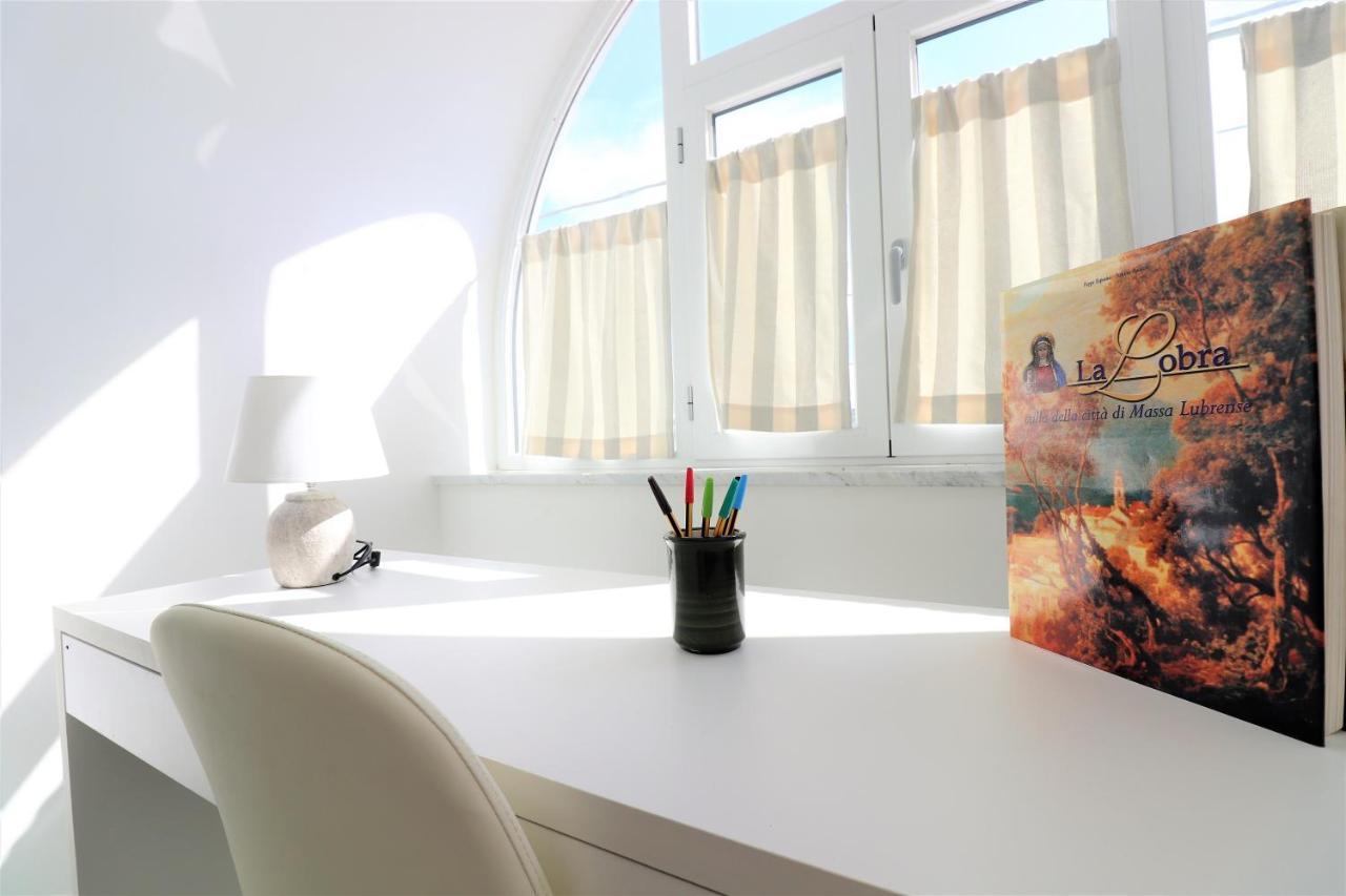 Mary's - De Vivo Realty * Massa Lubrense