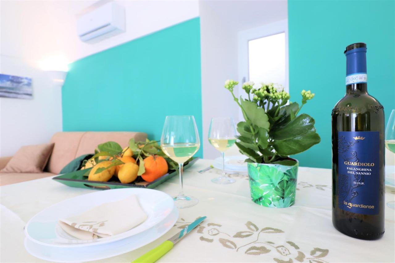 Apartment Mary's - De Vivo Realty Massa Lubrense