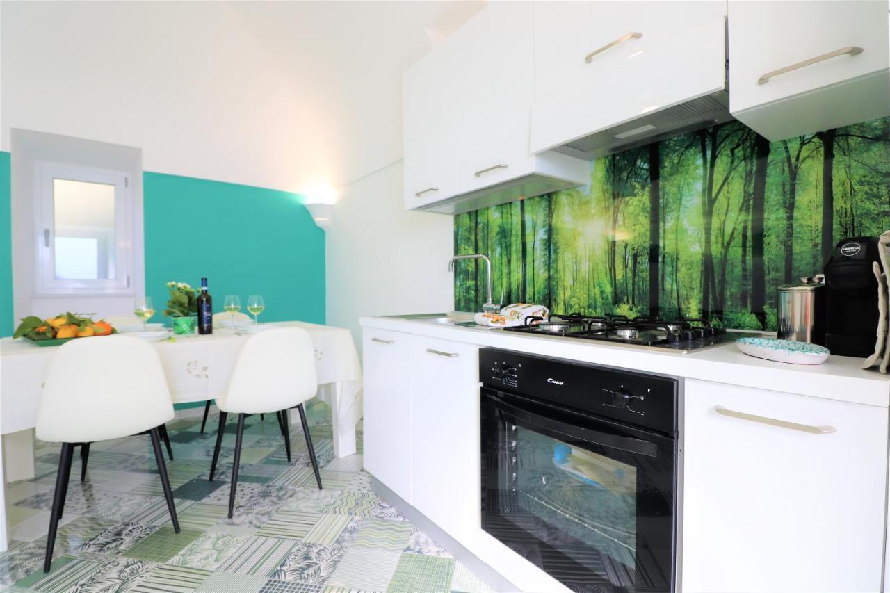 Mary's - De Vivo Realty Apartment *