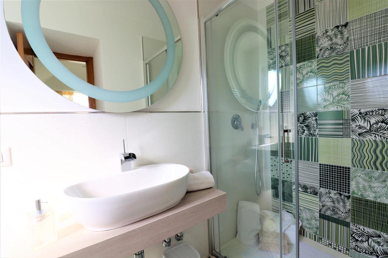 Mary's - De Vivo Realty Apartment *