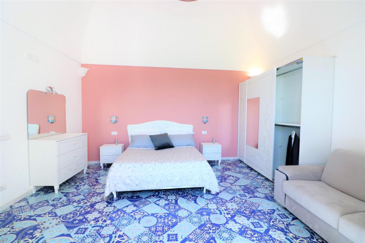 Apartment Mary's - De Vivo Realty *